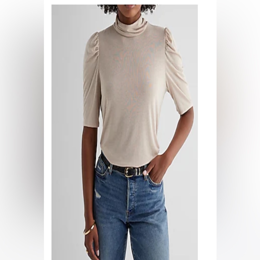 Light tan puff sleeve mock neck t-shirt